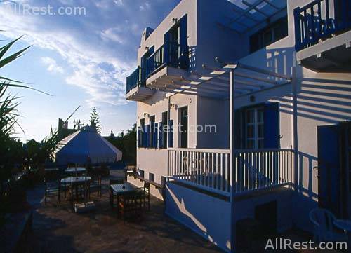Vienoulas Garden Hotel 6
